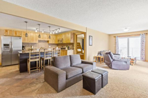 Rocky Mountain Escape with Vista View - Wildernest
